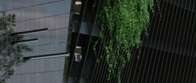 detal: szczeliny doświetlające / Details: shining slots of the West Wing.