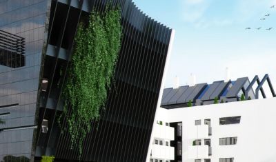 ZENGA Strommer - organiczny wodospad tarasu / terrace with green waterfall.