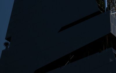 szczeliny zielonych tarasów na piętrach biurowych 15 & 19 / 15 & 19 offices floors green terraces.